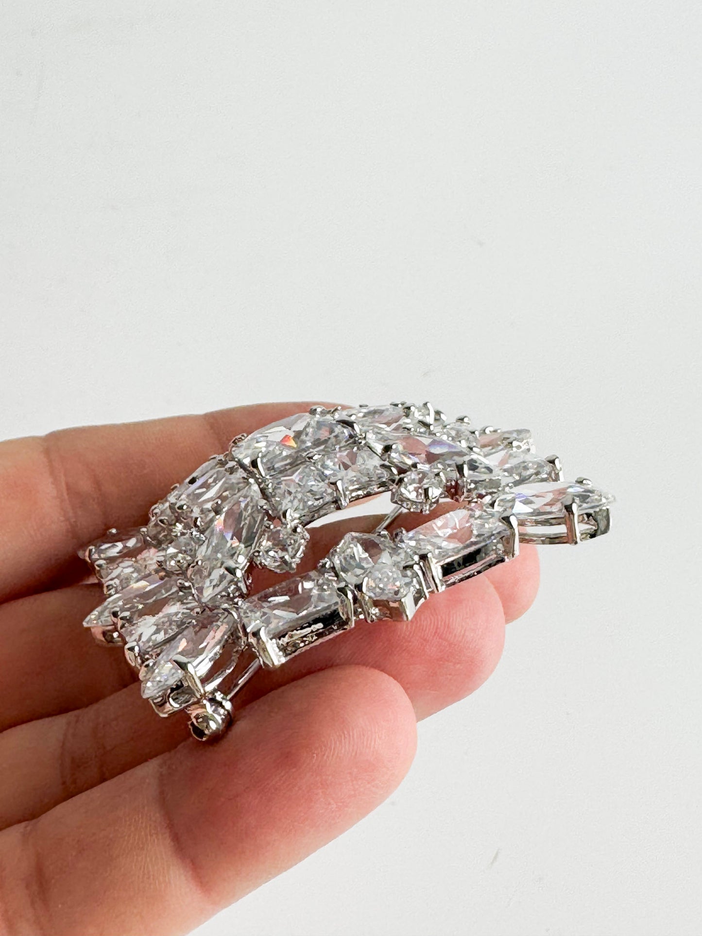 Large Vintage Rhinestone Brooch